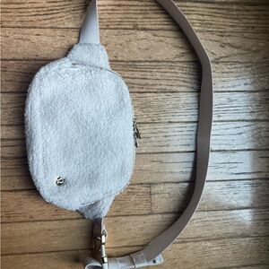 Lululemon Large Fleece Crossbody Bag